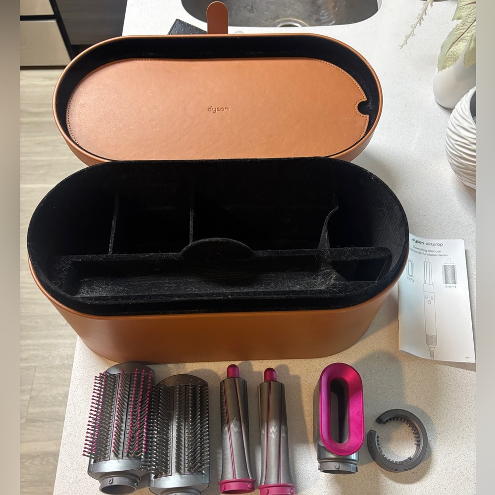 Dyson Airwrap Attachments & Case
